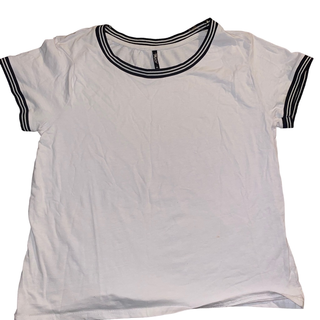 White Tee With Black Trim Brand Splash Size 2x